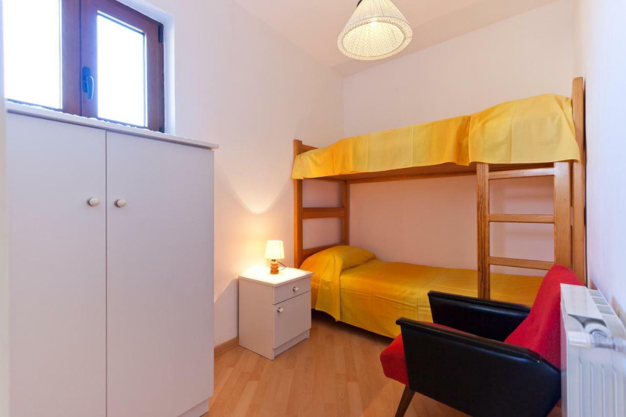 Apartments Redenta Tar-Vabriga Exterior photo